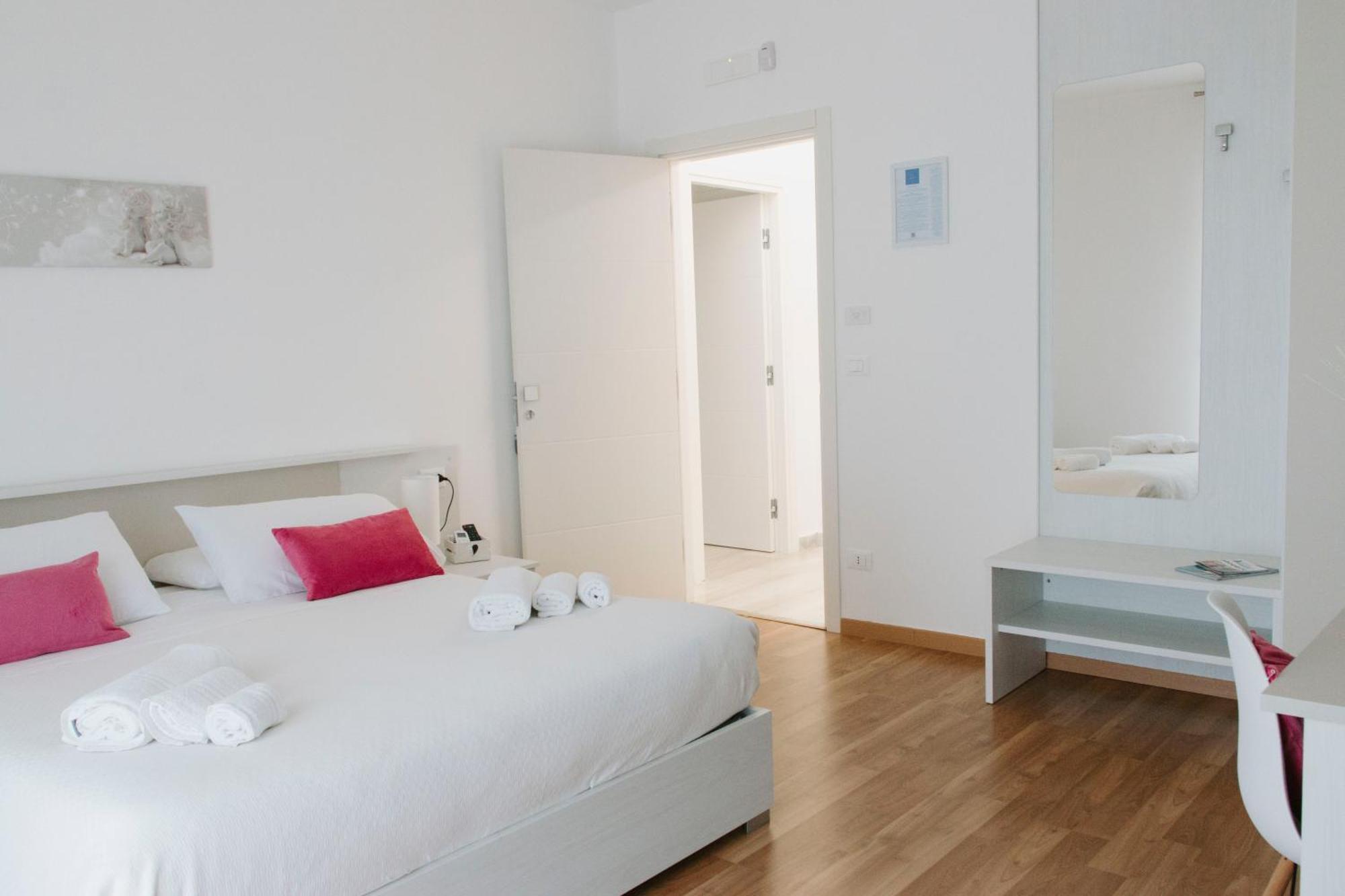 Bnb Nuova Vita Paola Exterior foto